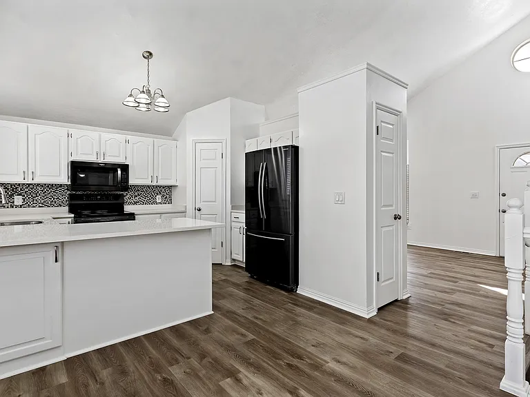 1806 N 350 W — Photo 6