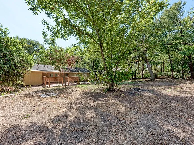 6300 Betty Cook Dr — Photo 31