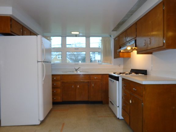 2nd image of 247 Burchell Ave #0
