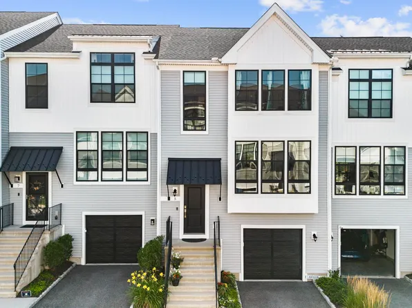 5 West Cross Trail #5, Danbury, CT 06810