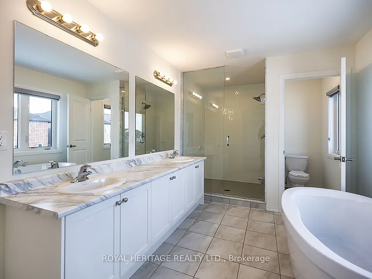 289 Flavelle Way — Photo 31