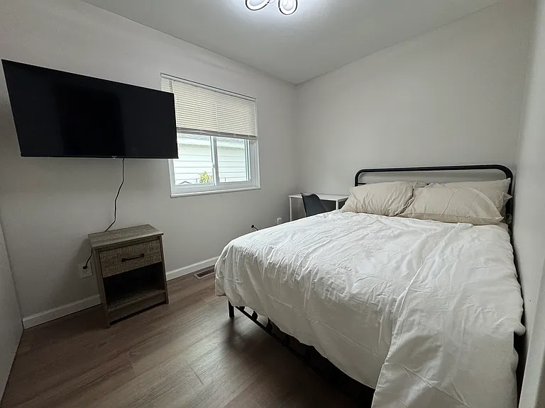 3231 Prairie Ave — Photo 9