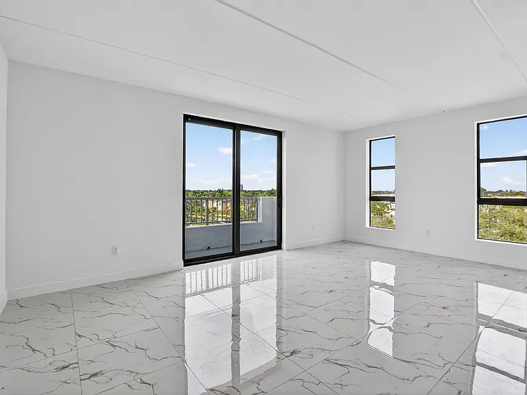 Boca Villas — Photo 9