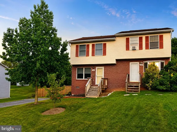 106 Lakeridge Dr, Stephens City, VA 22655