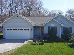 11198 Brosius Rd, Garrettsville, OH 44231