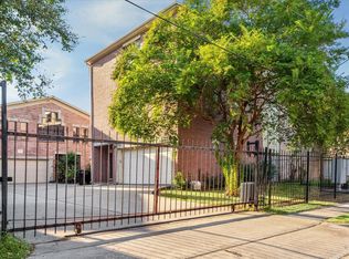 9710 Riddlewood Ln, Houston, TX 77025