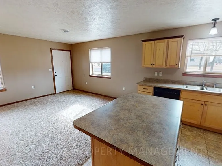 Fieldstone Townhomes — Photo 30