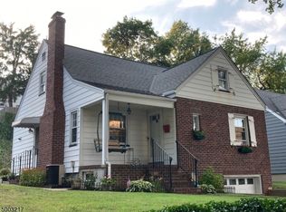 50 Elycroft Pkwy, Rutherford, NJ 07070