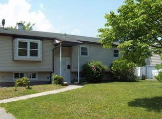 3010 Watch Hill Ave, Medford, NY 11763
