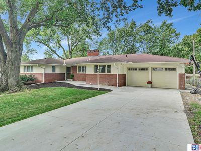 1425 Ridgeway Rd, Lincoln, NE, 68506