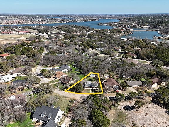 2nd image of 1101 Sierra Vista Dr