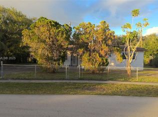 3825 NW 168th Ter, Miami Gardens, FL 33055
