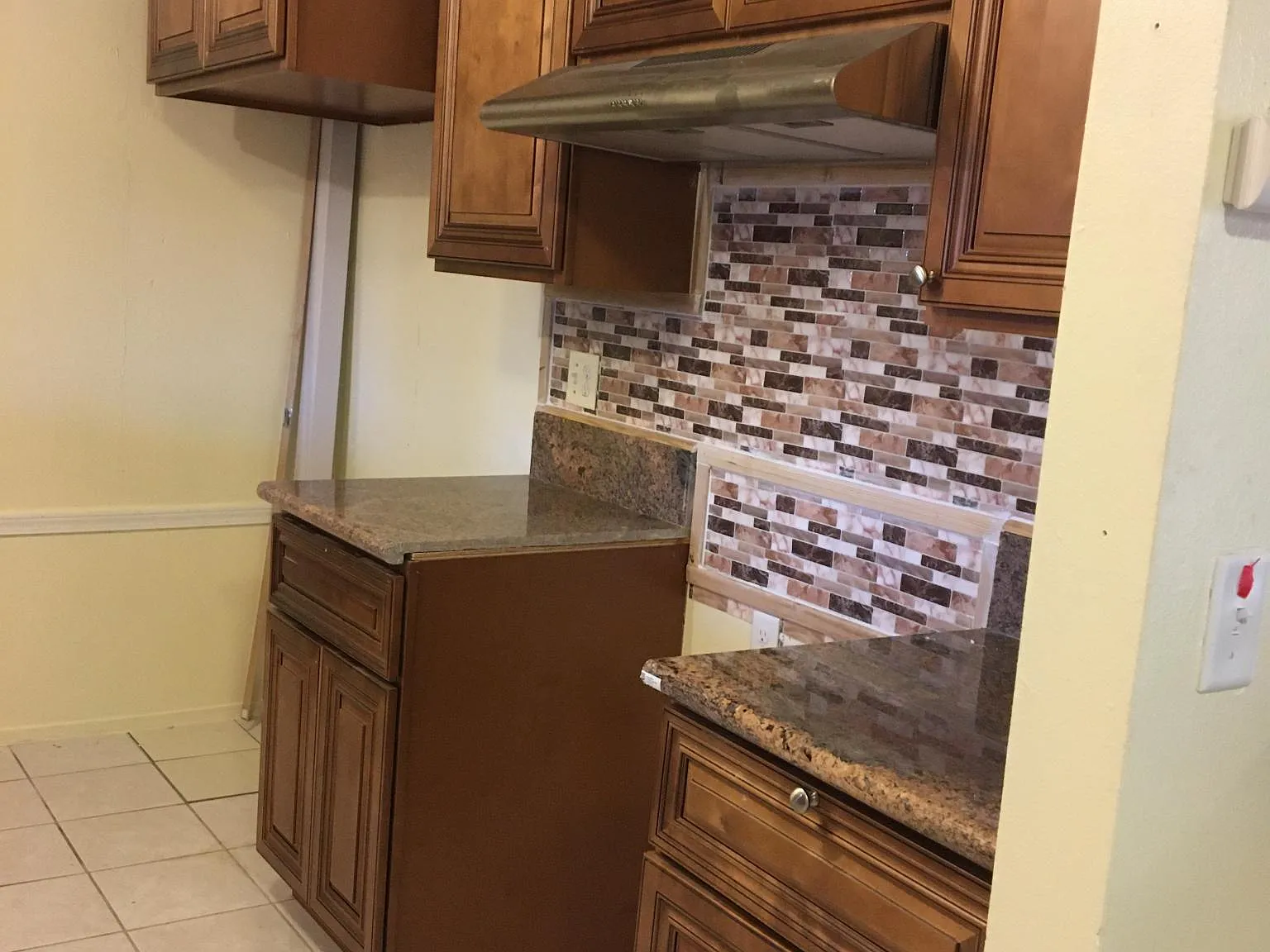 10416 Hole Ave — Photo 3