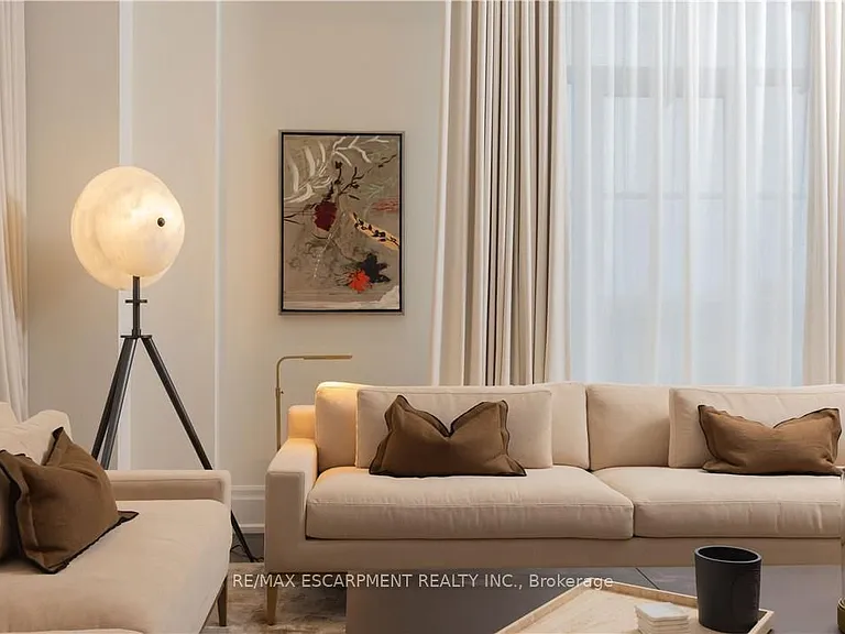 300 Randall St #Penthouse 1 — Photo 17