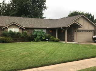 11942 E 16th Pl, Tulsa, OK 74128