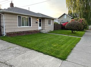 618 7th St SW, Puyallup, WA 98371