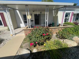 7791 Coachman Ln, Jenison, MI 49428