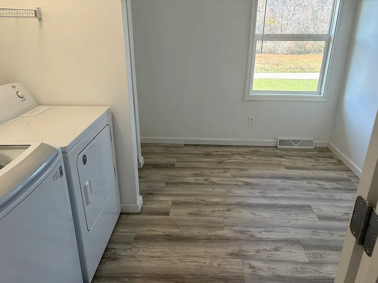 Laundry/flex space.