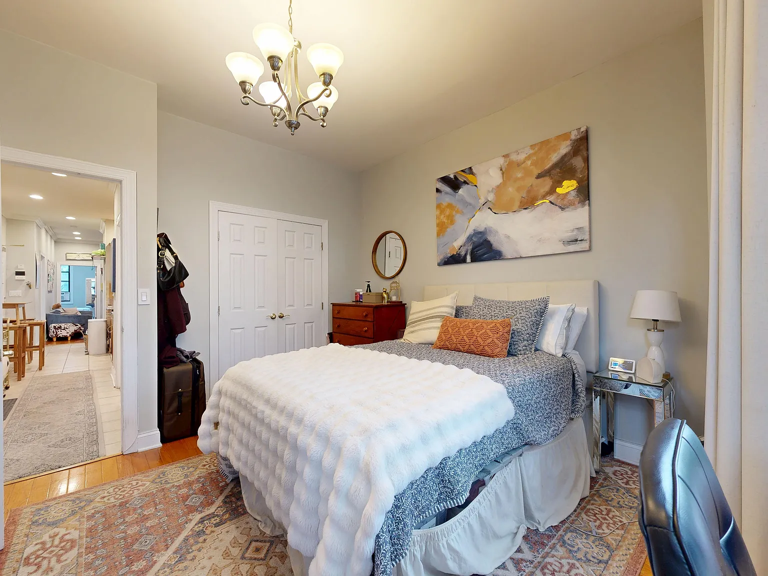 76 Sutton Street — Photo 4
