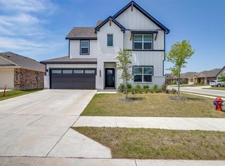 600 Trinity Park Trl, Alvarado, TX 76009