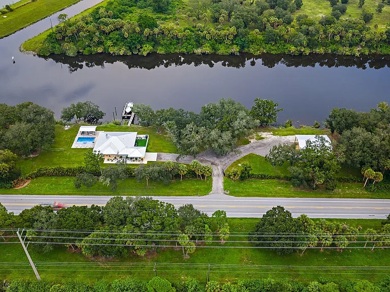 12955 SW Kanner Hwy — Photo 5