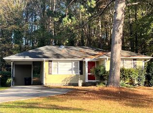 5901 Club Rd, Mableton, GA 30126