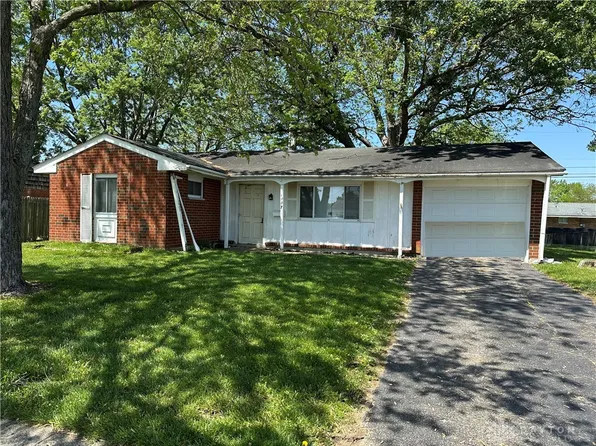 1057 Mystic Ln S, Troy, OH 45373