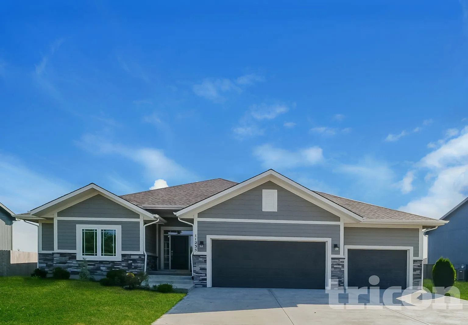 11235 N Bristol Avenue Kansas City MO — Photo 1