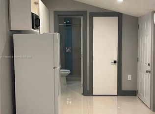 420 NW 95th St #420, Miami, FL 33150
