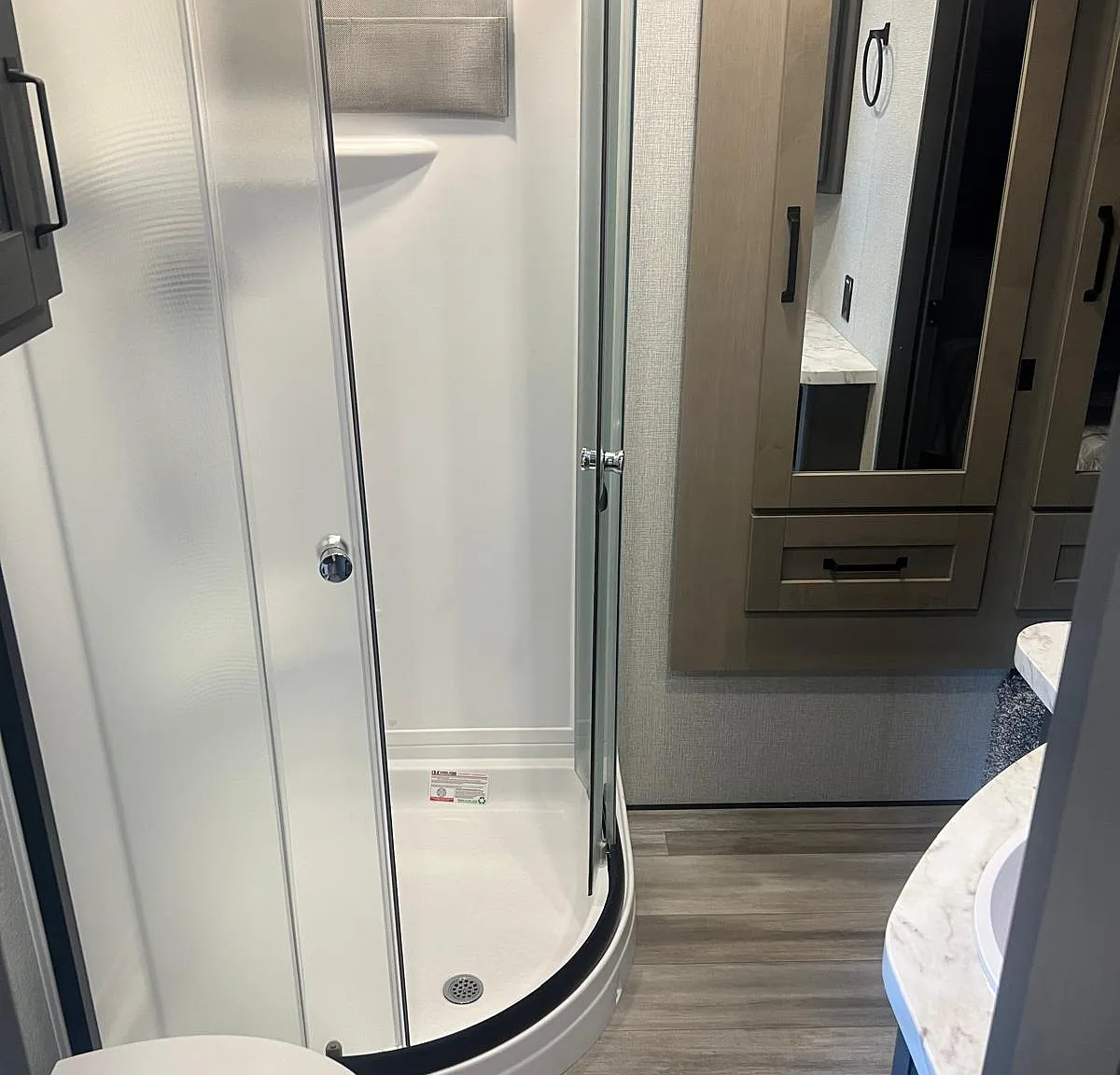 1 bed, 600 sqft, $1,200 — Photo 4