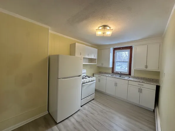 62 Talmadge St #2, Poughkeepsie, NY 12601