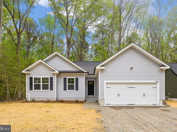 736 Circle Ln, Colonial Beach, VA 22443