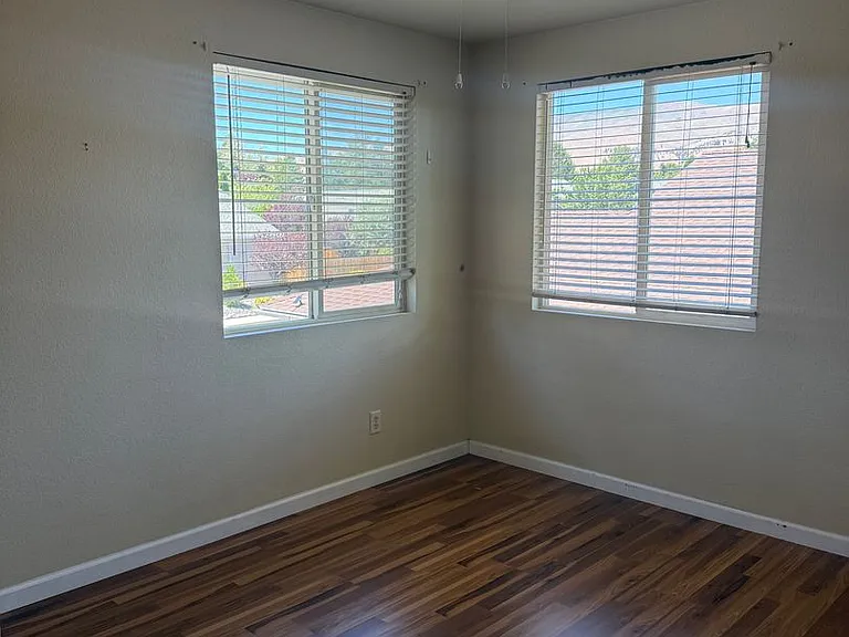 1080 Crosswater Dr — Photo 18