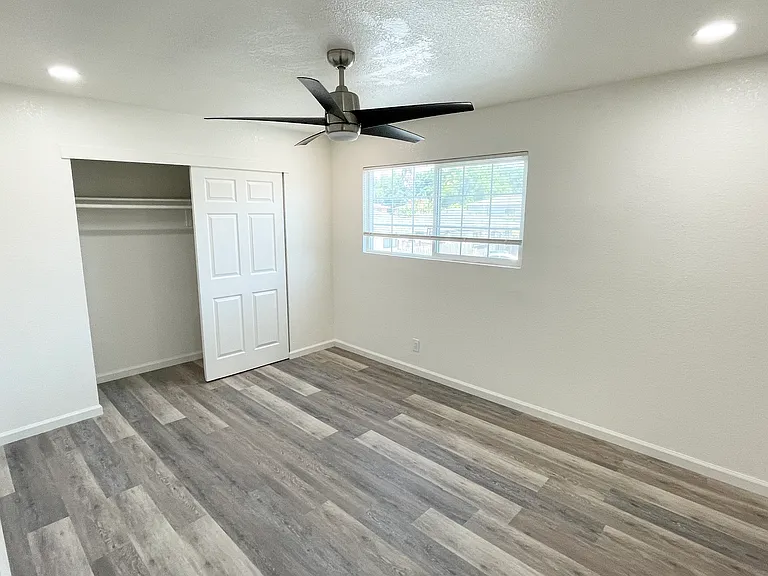 2144 Hickory Way #C — Photo 15