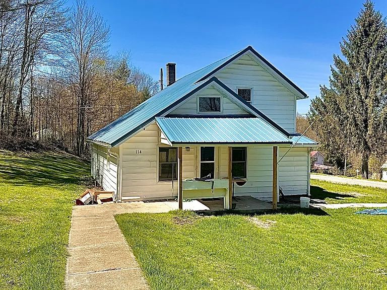 114 Tioga St — Photo 1