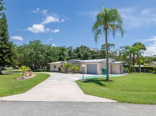 5495 McDonnell Dr, Fort Pierce, FL 34951