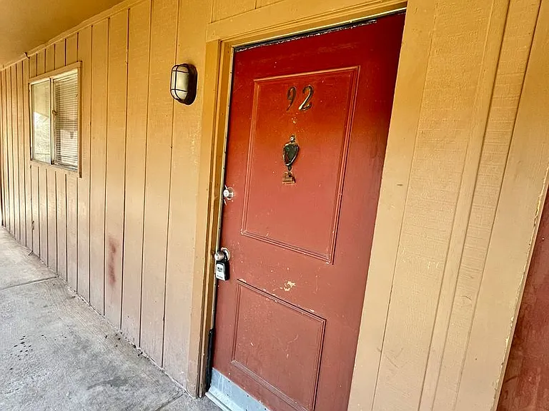 1 Bed 1 Bath Apt NW OKC — Photo 17
