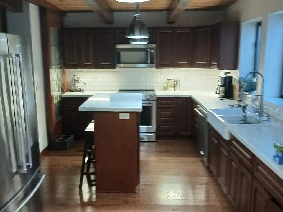 6506 Marine View Dr