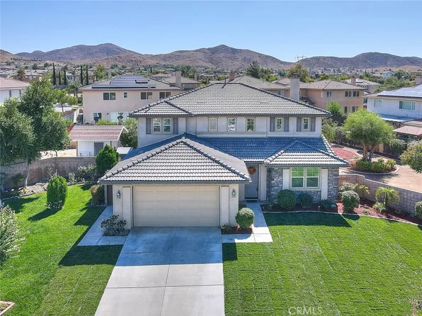3594 Pillar Ct, Perris, CA 92570