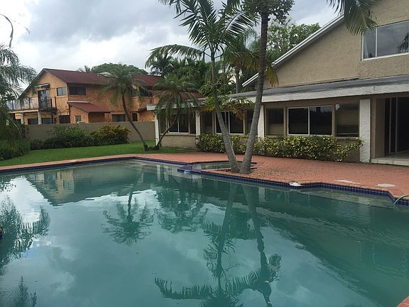 2nd image of 9800 E Calusa Club Dr