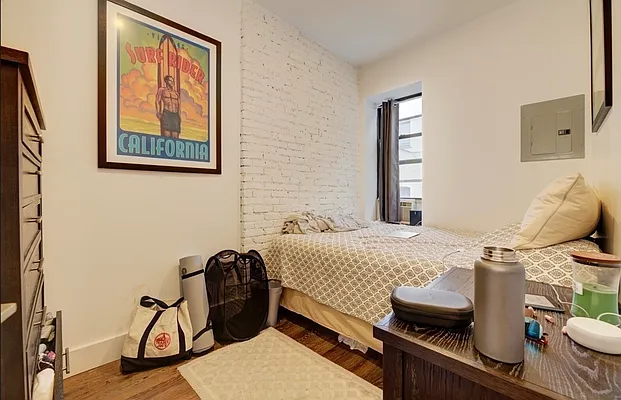 Rented by REAL New York | media 23