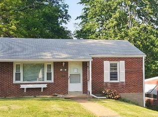 8645 North Ave, Saint Louis, MO 63114