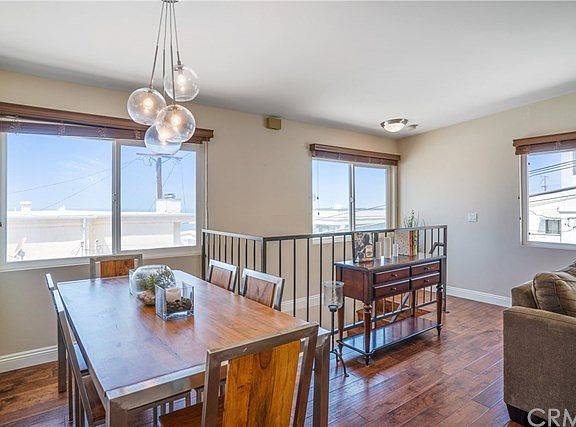 4th image of 212 Seaview St