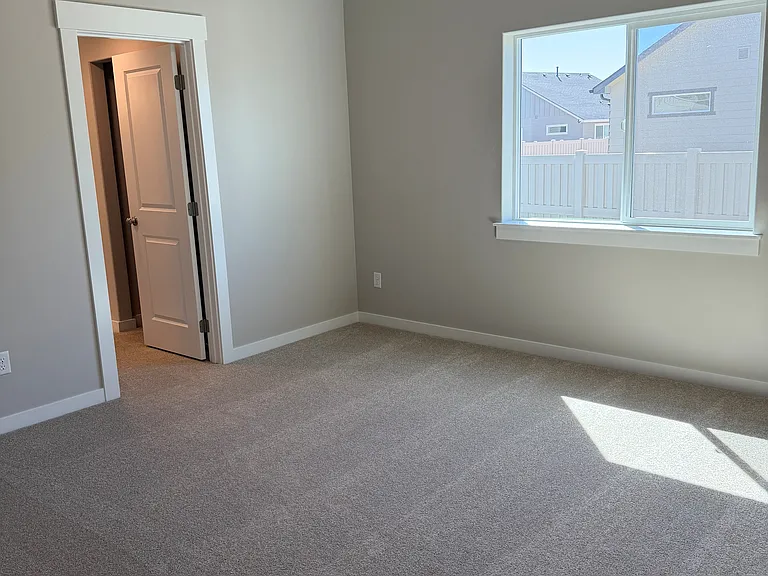 11147 Bluefield Dr — Photo 8