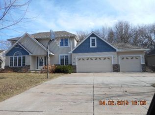 6384 Painted Turtle Rd, Lino Lakes, MN 55014