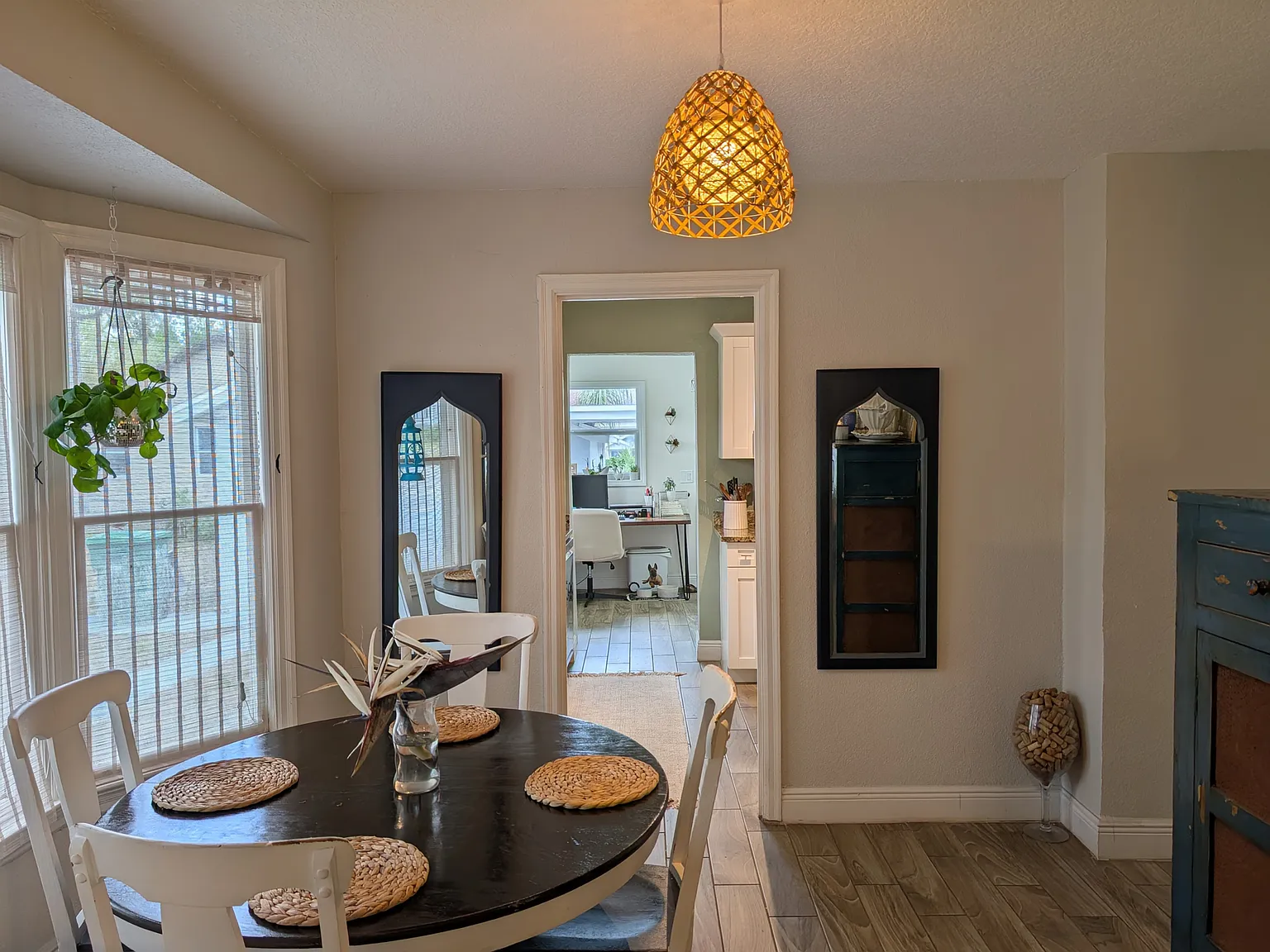 Charming 3 Bed / 2 Bath Home in Seminole Heights! — Photo 4