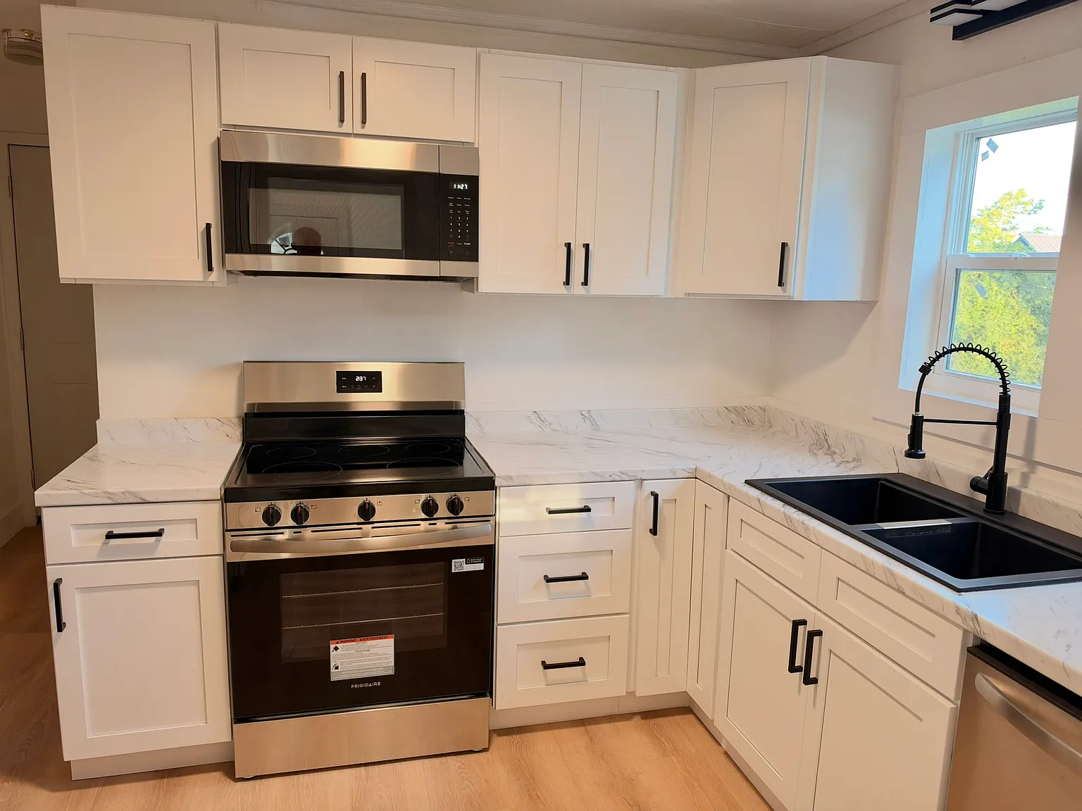 2 bed, $1,250 — Photo 2