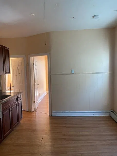 2 bed, 900 sqft, $1,850 — Photo 3