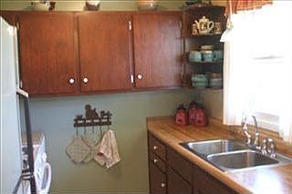 2nd image of 5162 Christy Ave