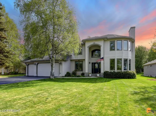 740 Botanical Heights Cir, Anchorage, AK 99515